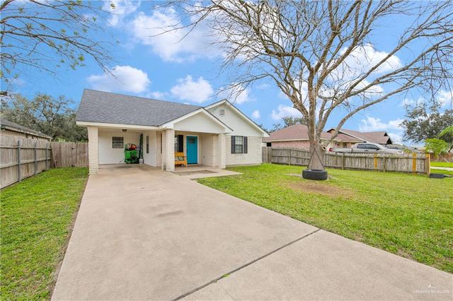 1300 Kika De La Garza Street, Edcouch, TX 78538