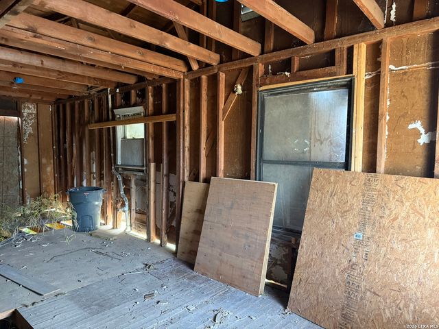 638 Belmont, San Antonio, TX 78202