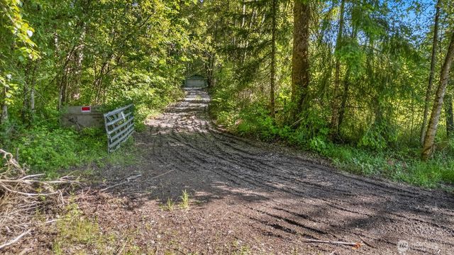 7714 166th Street E, Puyallup, WA 98375