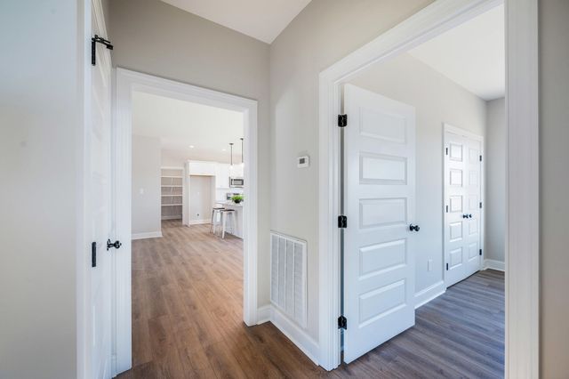 10510 Leesville RD, Lynch Station, VA 24571