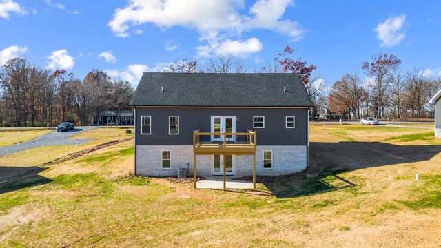 10510 Leesville RD, Lynch Station, VA 24571