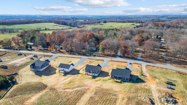 10510 Leesville RD, Lynch Station, VA 24571