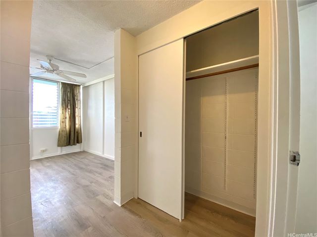 94-099 Waipahu Street B318, Waipahu, HI 96797