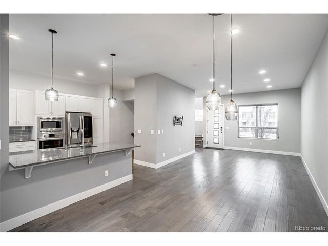5540 Valentia Ct, Denver, CO 80238