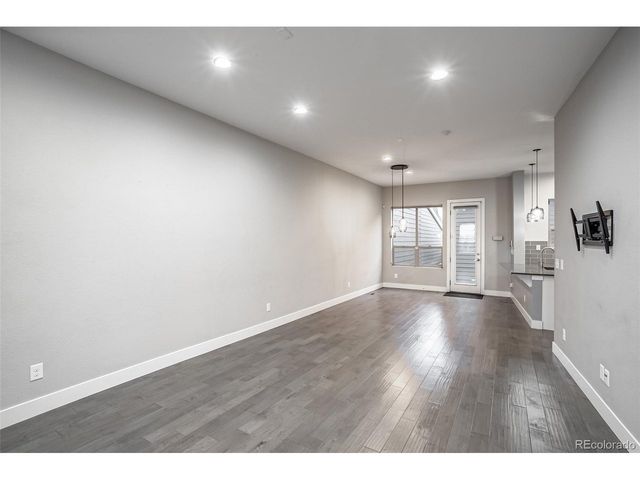 5540 Valentia Ct, Denver, CO 80238