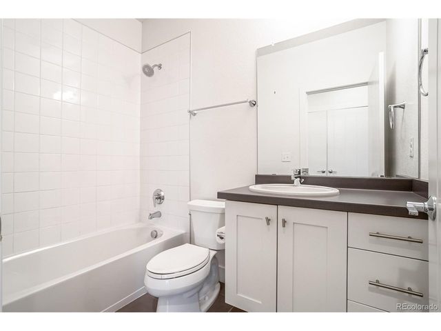 5540 Valentia Ct, Denver, CO 80238