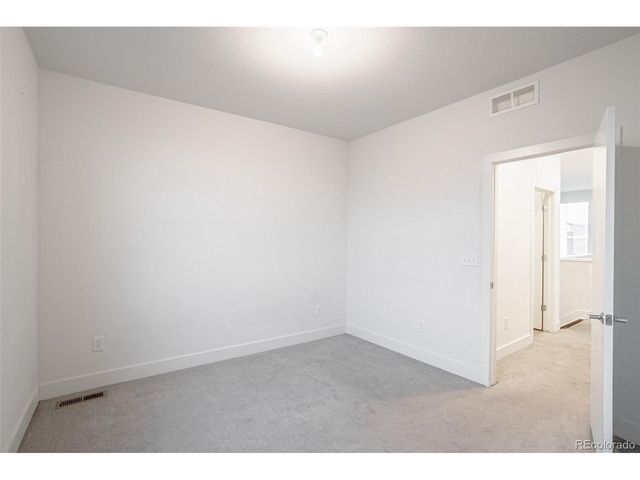 5540 Valentia Ct, Denver, CO 80238