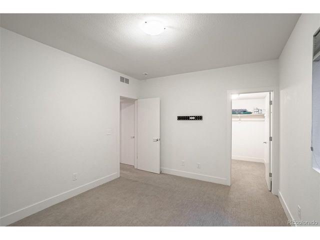 5540 Valentia Ct, Denver, CO 80238