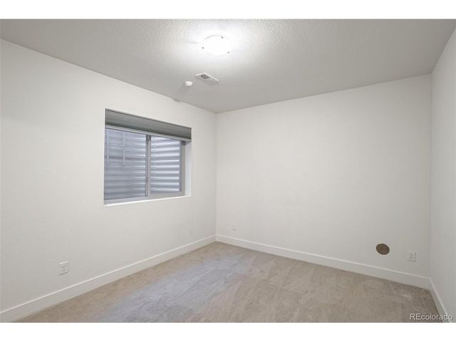 5540 Valentia Ct, Denver, CO 80238