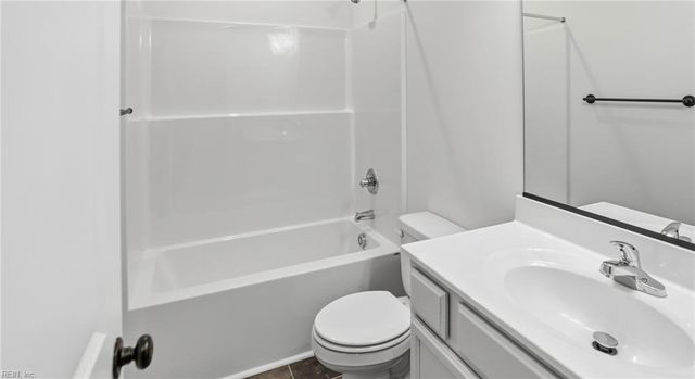 4301 Abercorn Dr Unit 100, Suffolk, VA 23435