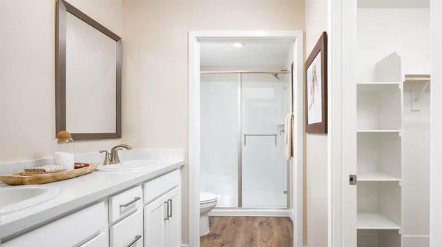 7841 N Rivermeadow Cir, Sacramento, CA 95832