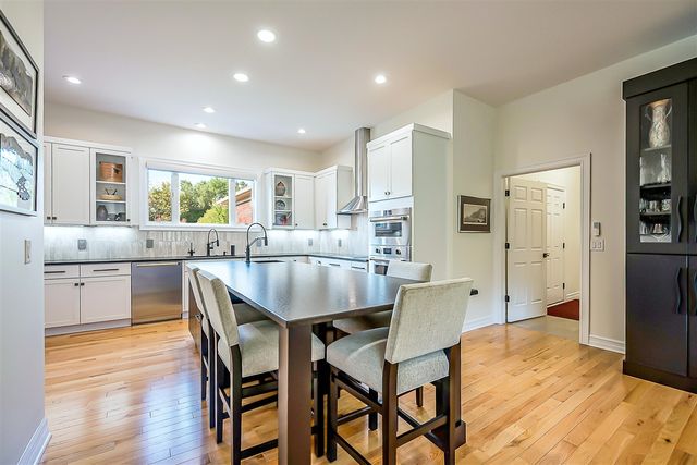 1411 Whispering Maples Drive, Ann Arbor, MI 48108