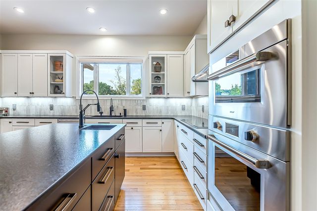 1411 Whispering Maples Drive, Ann Arbor, MI 48108