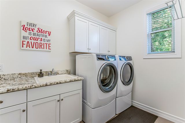 1411 Whispering Maples Drive, Ann Arbor, MI 48108