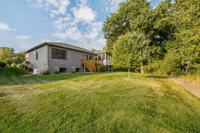 1411 Whispering Maples Drive, Ann Arbor, MI 48108