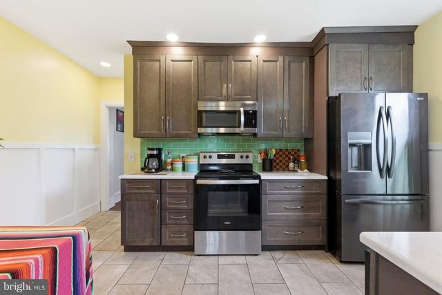 228 N AMBLER ST, Quakertown, PA 18951