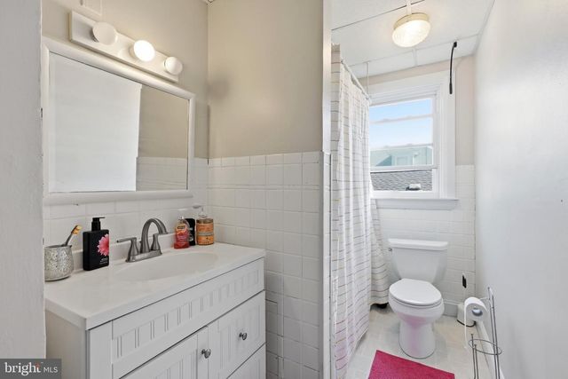 228 N AMBLER ST, Quakertown, PA 18951