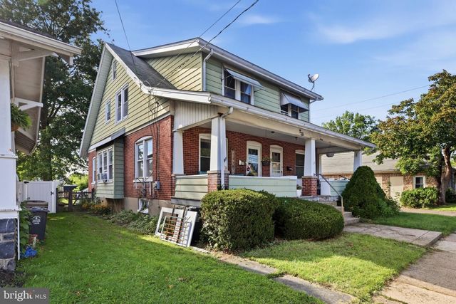 228 N AMBLER ST, Quakertown, PA 18951