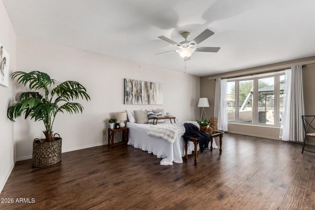 10018 E Watford Way, Sun Lakes, AZ 85248