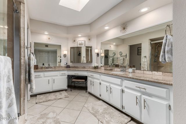 10018 E Watford Way, Sun Lakes, AZ 85248