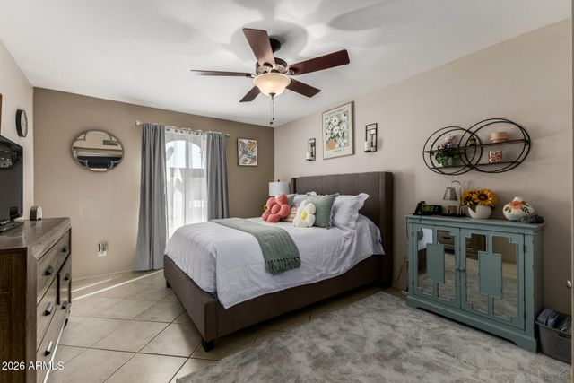 10018 E Watford Way, Sun Lakes, AZ 85248