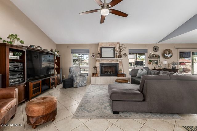 10018 E Watford Way, Sun Lakes, AZ 85248