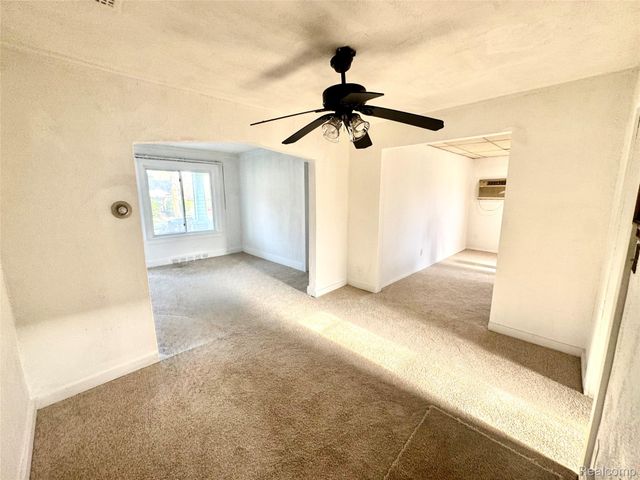 19307 Fleming Street, Detroit, MI 48234