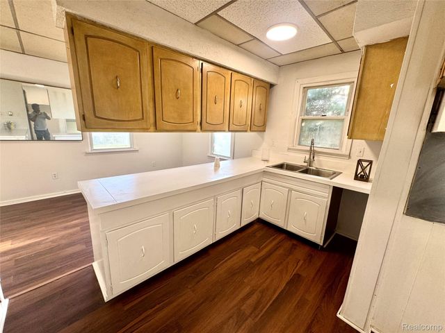 19307 Fleming Street, Detroit, MI 48234