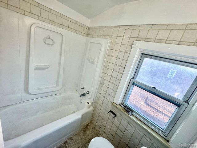 19307 Fleming Street, Detroit, MI 48234