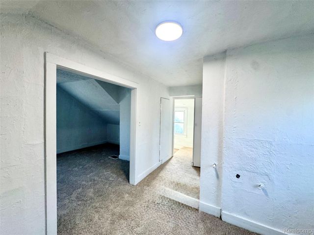 19307 Fleming Street, Detroit, MI 48234