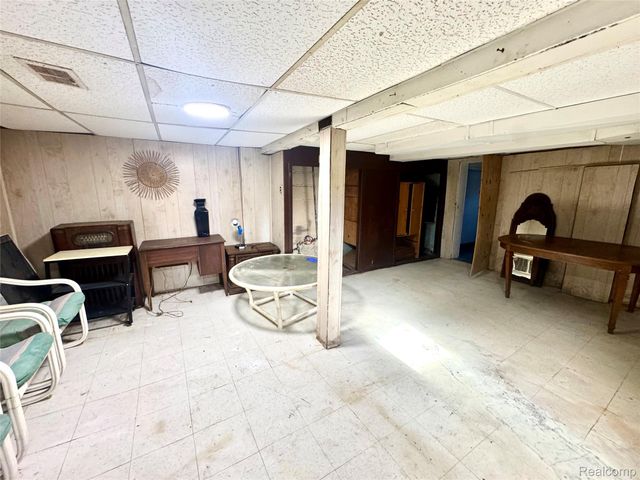 19307 Fleming Street, Detroit, MI 48234