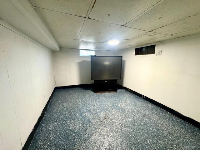 19307 Fleming Street, Detroit, MI 48234