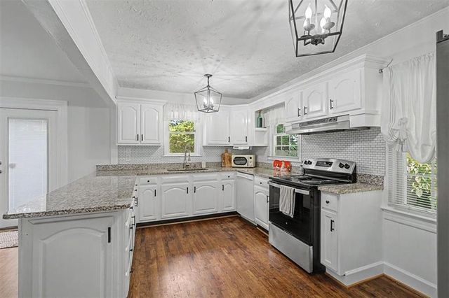 1005 Ridgecrest Drive SE, Smyrna, GA 30080