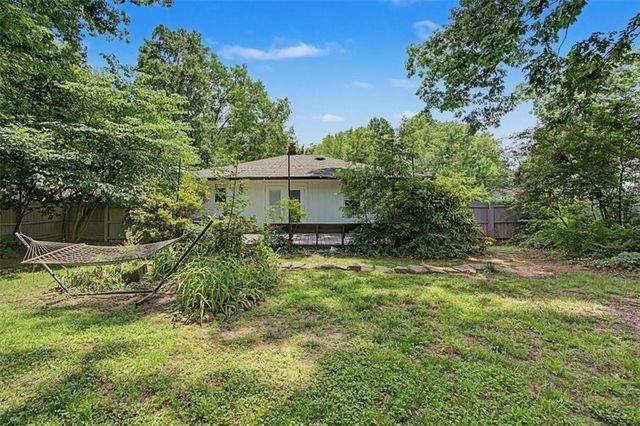 1005 Ridgecrest Drive SE, Smyrna, GA 30080