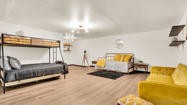 2014 12th Avenue NW, Ardmore, OK 73401