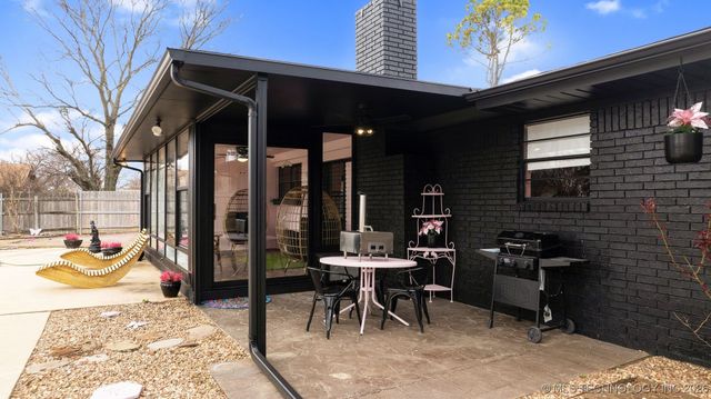 2014 12th Avenue NW, Ardmore, OK 73401