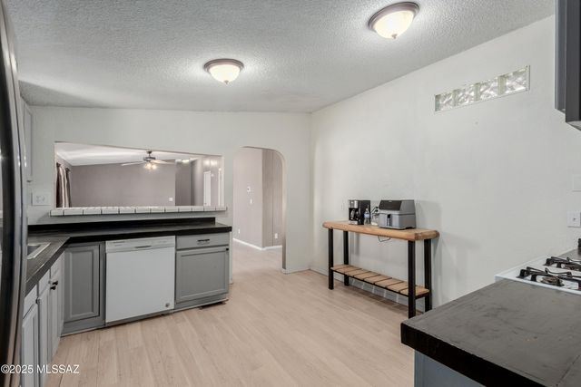 16640 W Branch Water Lane, Marana, AZ 85653