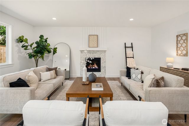 10667 SE 170th Place, Renton, WA 98055