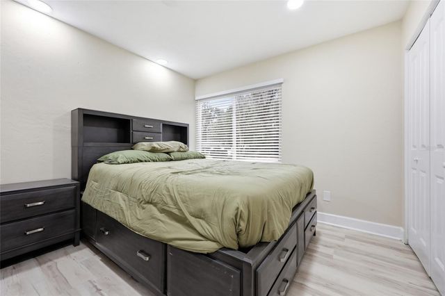 1656 NW 31ST PLACE, Gainesville, FL 32605