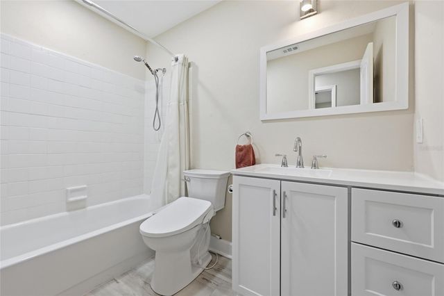 1656 NW 31ST PLACE, Gainesville, FL 32605