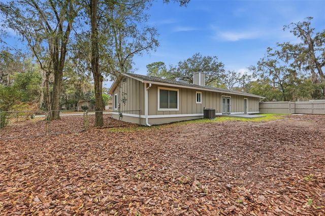 1656 NW 31ST PLACE, Gainesville, FL 32605