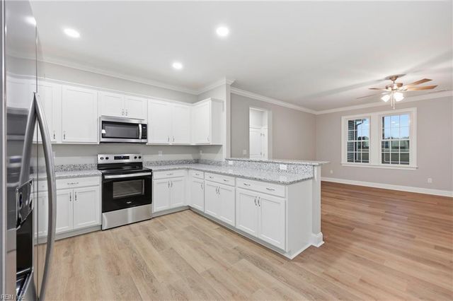 592 Lake RD, Hertford, NC 27944