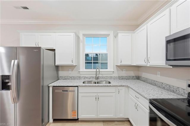 592 Lake RD, Hertford, NC 27944