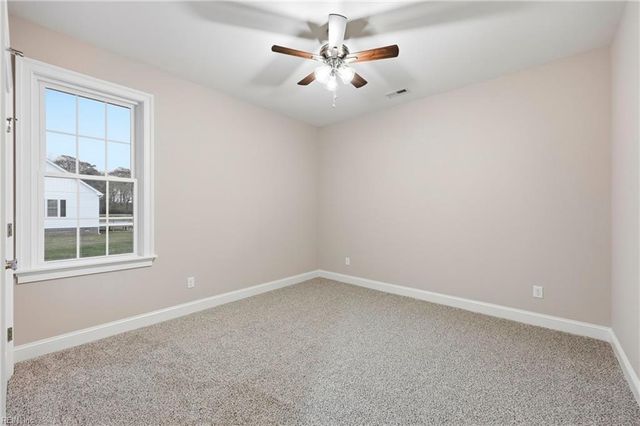 592 Lake RD, Hertford, NC 27944