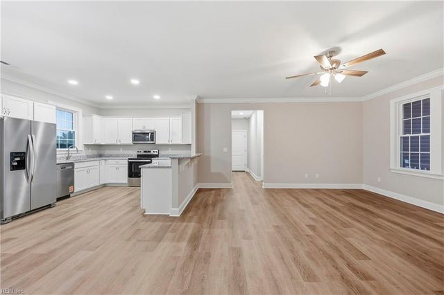 592 Lake RD, Hertford, NC 27944