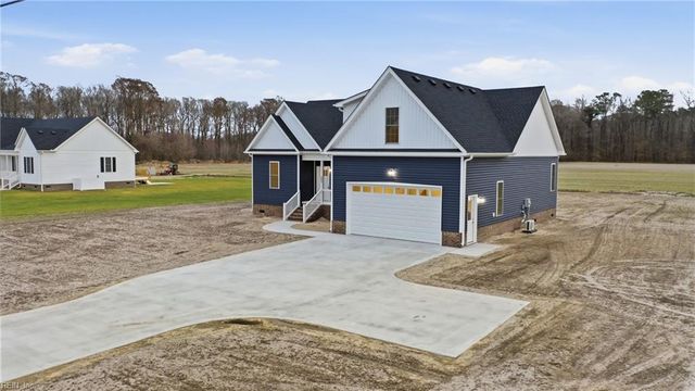 592 Lake RD, Hertford, NC 27944