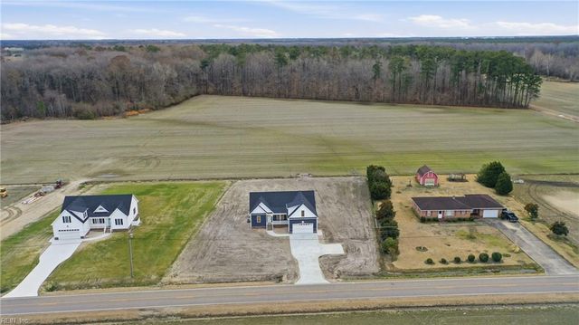 592 Lake RD, Hertford, NC 27944