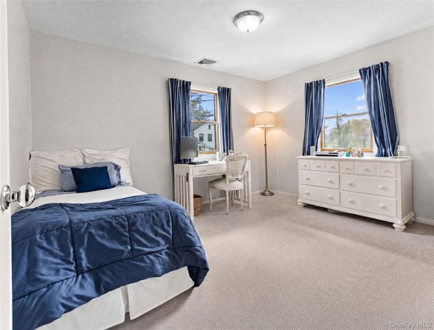 4 Southway, Hartsdale, NY 10530