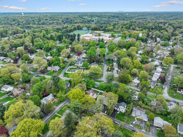 4 Southway, Hartsdale, NY 10530