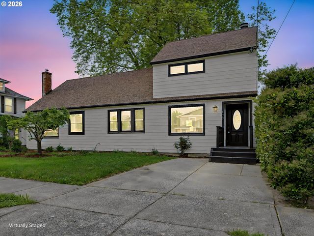 135 S SHERIDAN St, Mt Angel, OR 97362
